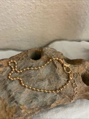 5/$10❤️❤️❤️NEW Gold Tone Zinc Alloy Bracelet